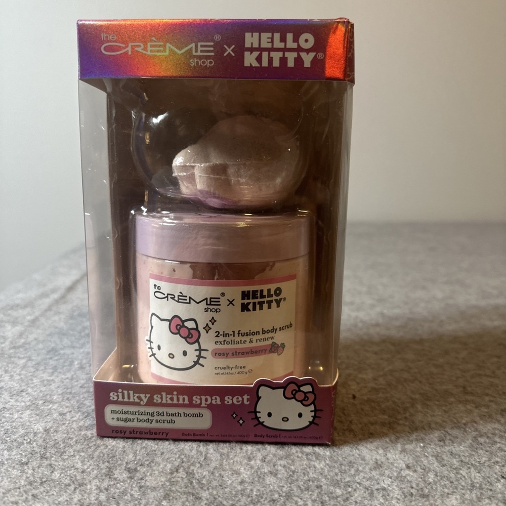 The‎ Crème Shop Hello Kitty Spa Set Rosy Strawberry Bath Bomb & Body Scrub Pink